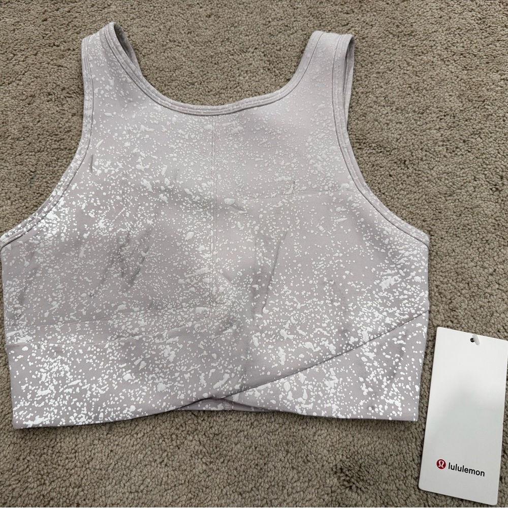 NWT Lululemon Energetic Edge Cropped Tank Size 8 Reflective LTCH Light Chrome